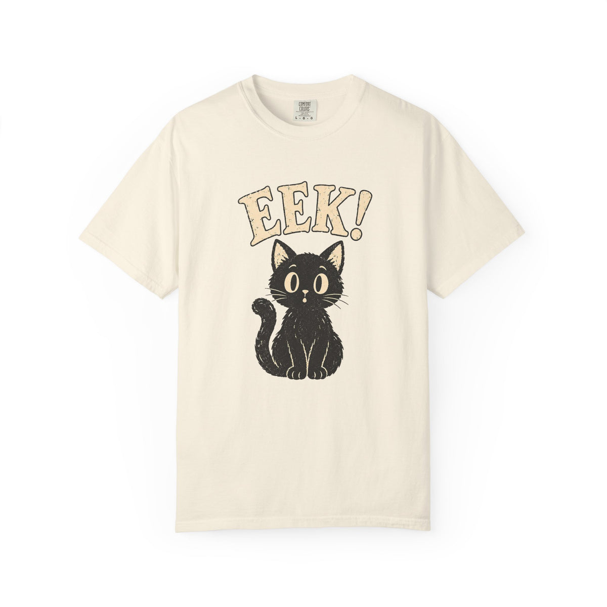 EEK! — Vintage Black Cat Halloween Graphic Tee