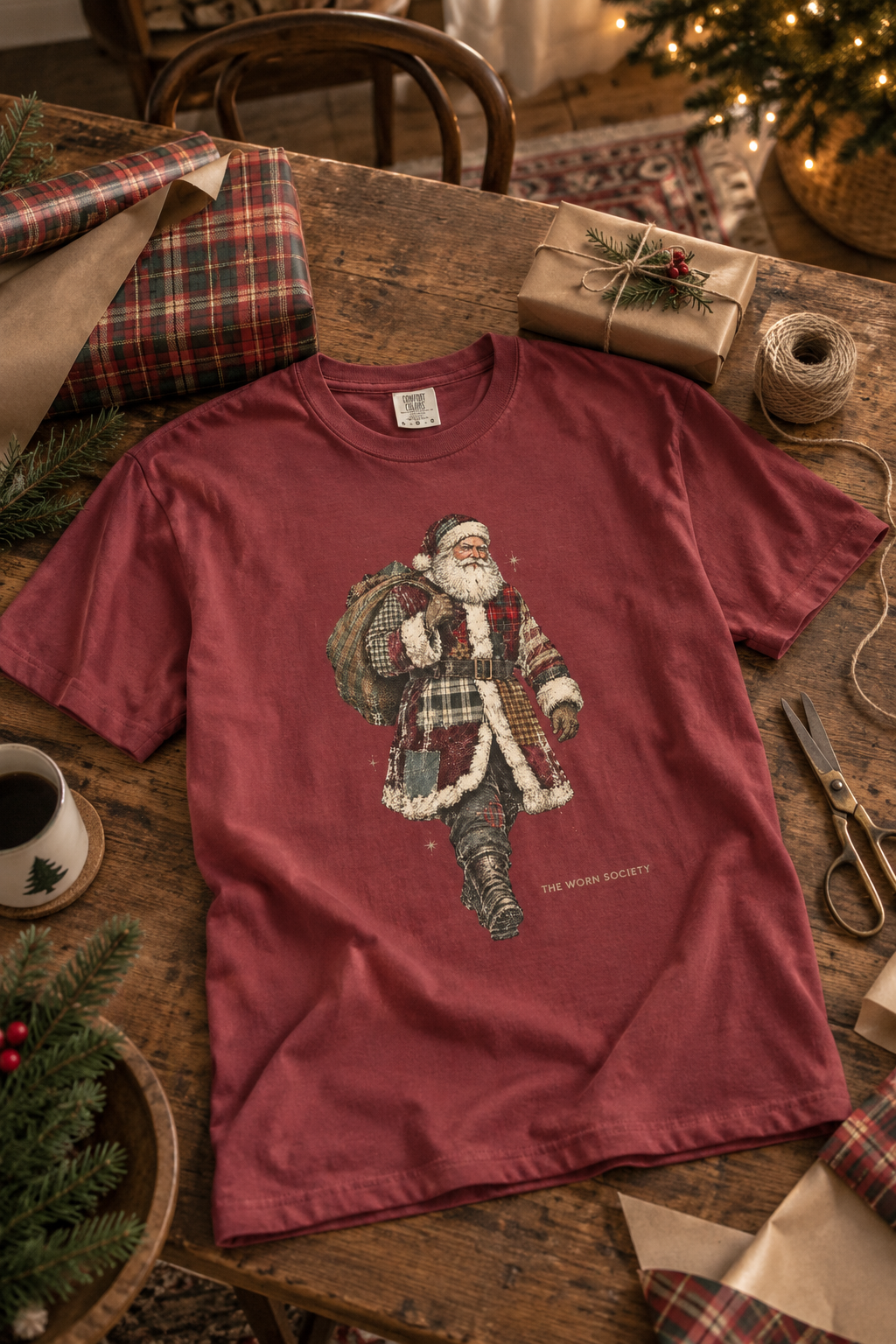 Patchwork Santa — Vintage Christmas Graphic Tee