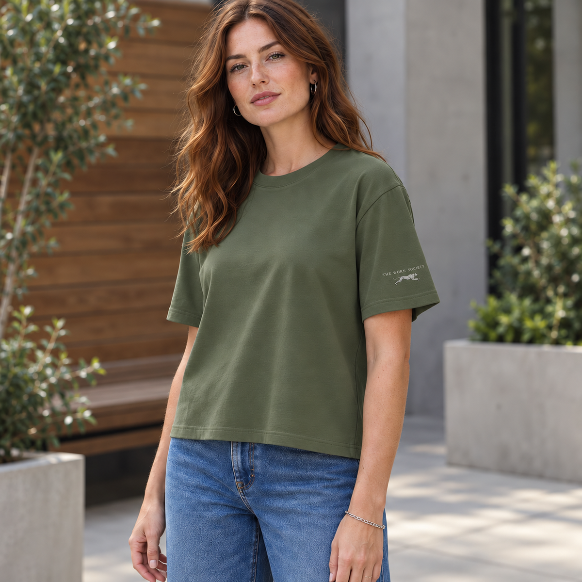 Minimalist Leopard — Women's Boxy Tee