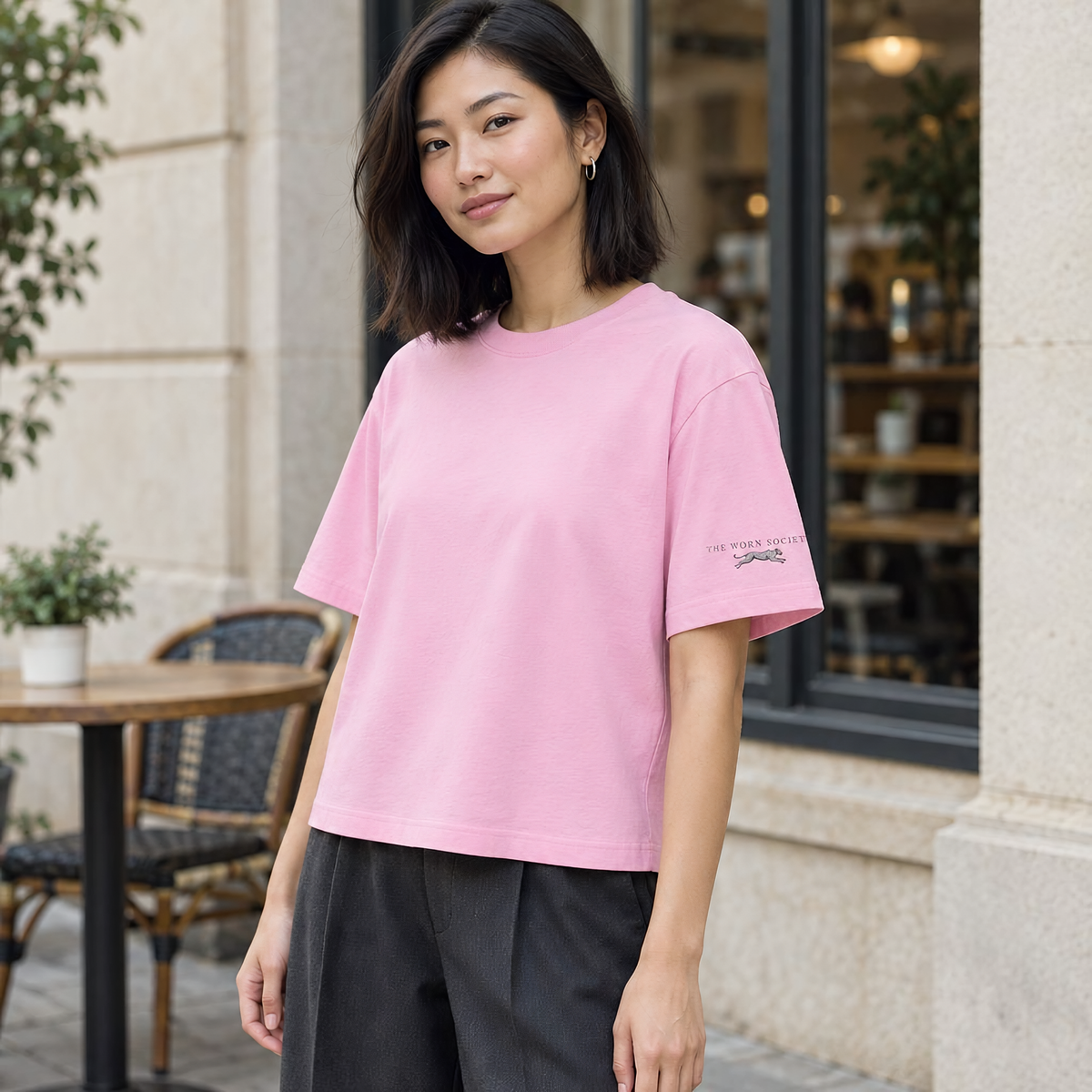 Minimalist Leopard — Women's Boxy Tee