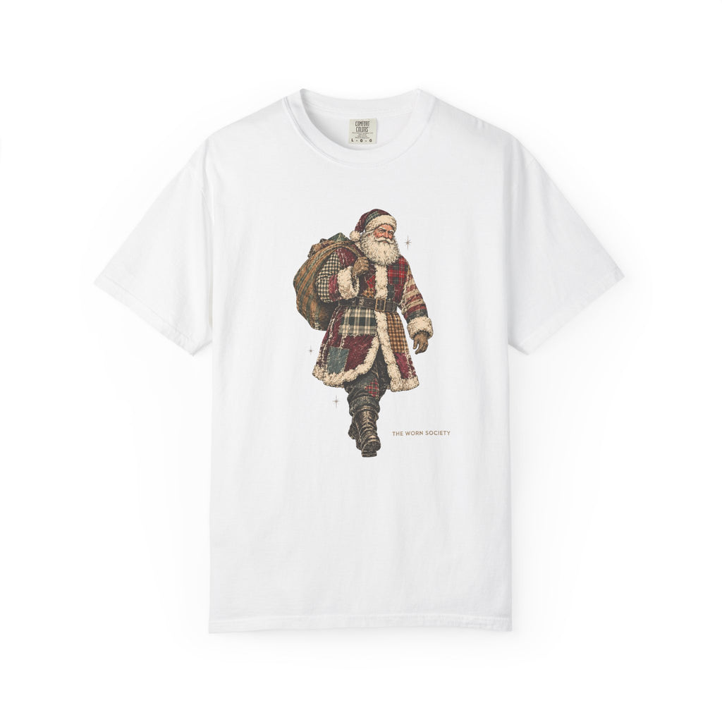 Patchwork Santa — Vintage Christmas Graphic Tee